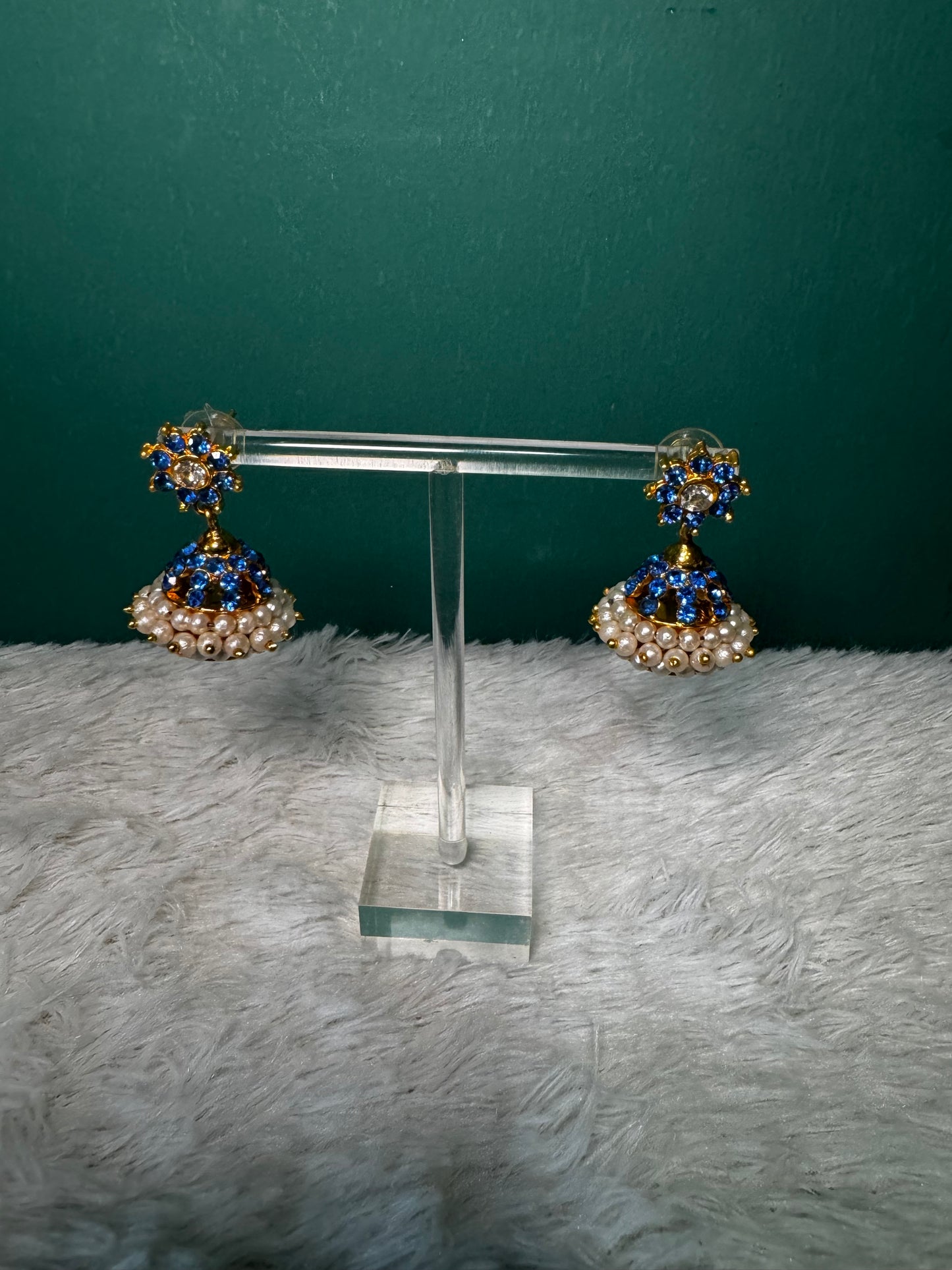 Pallavi White and Sky Blue Stones Jimiki